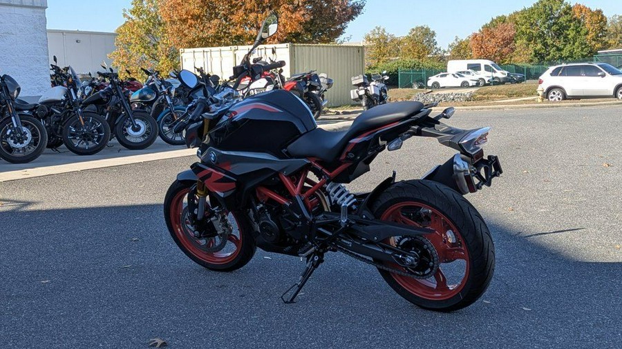 2025 BMW G 310 R Style Passion