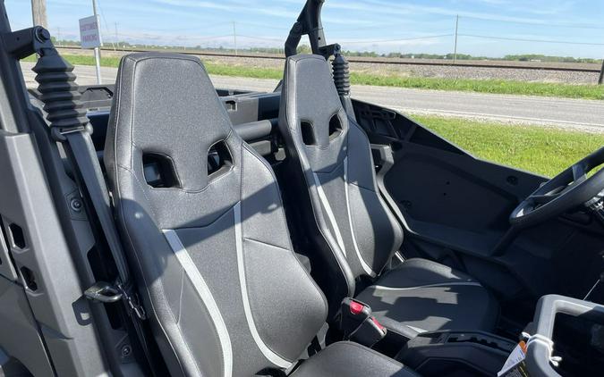 2025 Can-Am COMMANDER DPS 700 - COMPASS GREEN