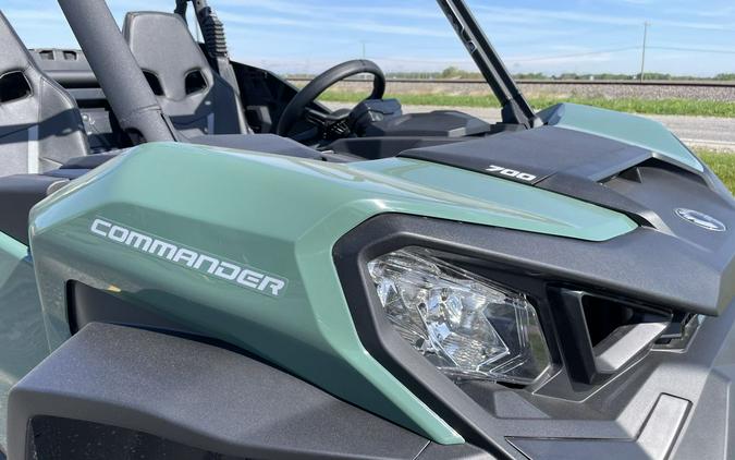 2025 Can-Am COMMANDER DPS 700 - COMPASS GREEN