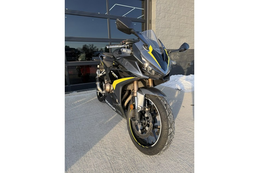 2022 Honda CBR500R ABS