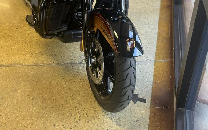 2024 Harley-Davidson Ultra Limited TOBACCO FADE W/ PINSTRIPE
