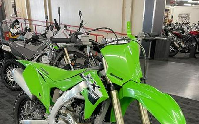 FIRST LOOK! 2024 KAWASAKI KX250, KX112, KX85 & KX65 MODELS