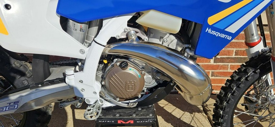 2025 Husqvarna® TE 300 Heritage