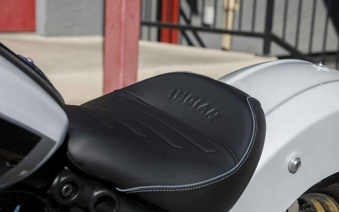 2025 Indian Motorcycle® Scout® Classic Limited + Tech