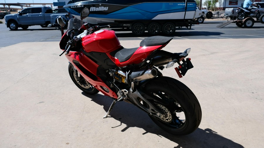 2026 DUCATI PANIGALE V2