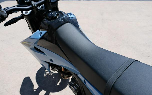 2026 SUZUKI DRZ4SM