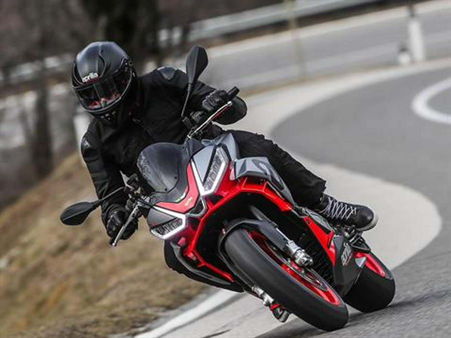 2023 Aprilia Tuono 660