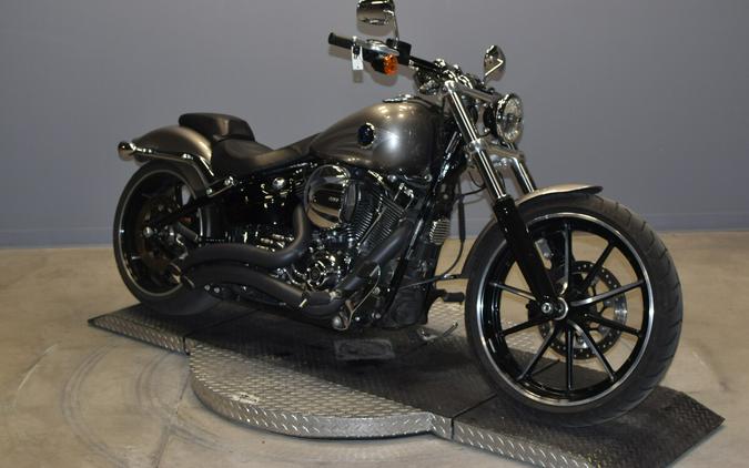 2016 Harley-Davidson Breakout