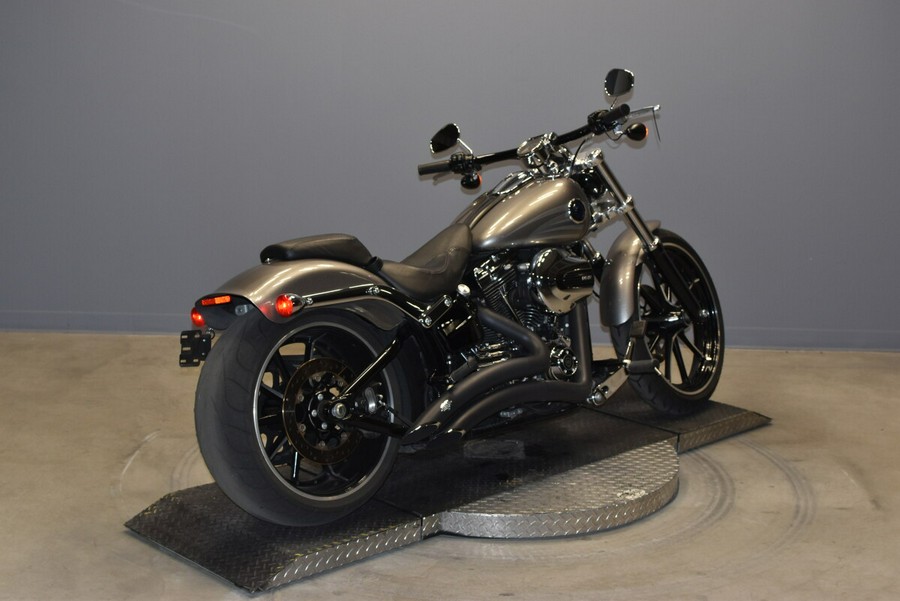 2016 Harley-Davidson Breakout