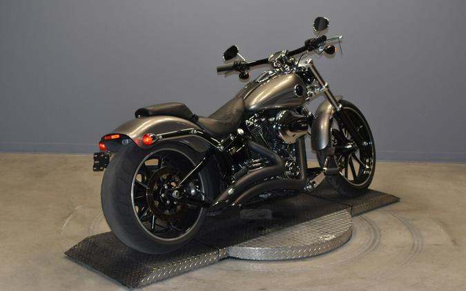 2016 Harley-Davidson Breakout