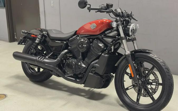 RH975 2025 Nightster®