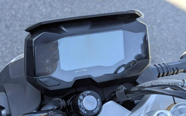 2025 BMW G 310 R Cosmic Black 2