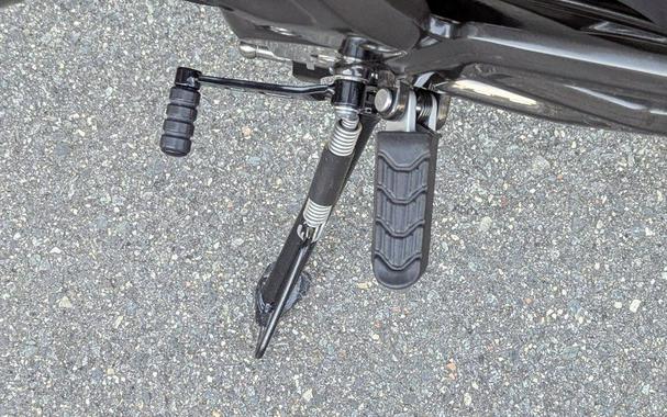 2025 BMW G 310 R Cosmic Black 2