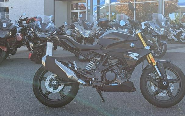 2025 BMW G 310 R Cosmic Black 2