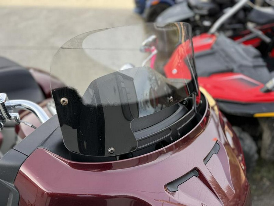 2022 Indian Motorcycle® Challenger® Limited Maroon Metallic