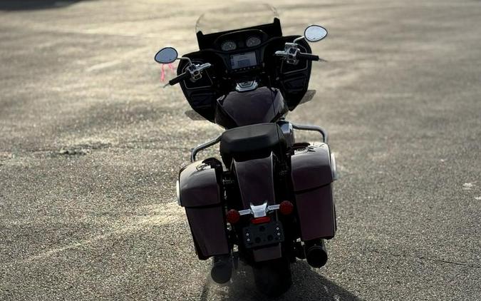 2022 Indian Motorcycle® Challenger® Limited Maroon Metallic