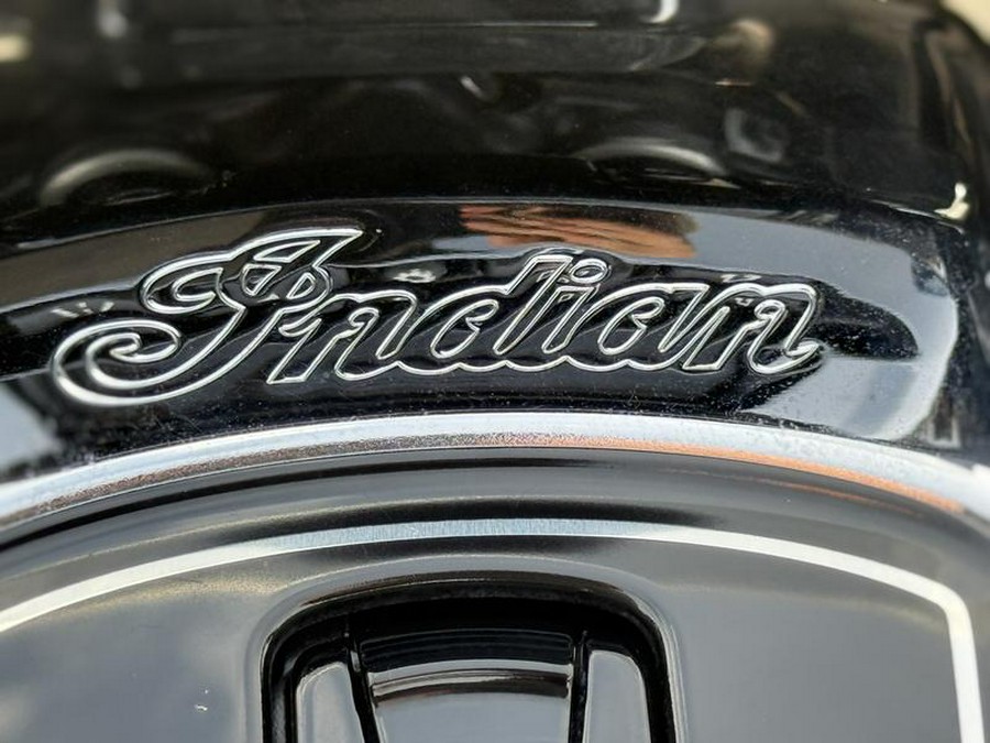 2022 Indian Motorcycle® Challenger® Limited Maroon Metallic