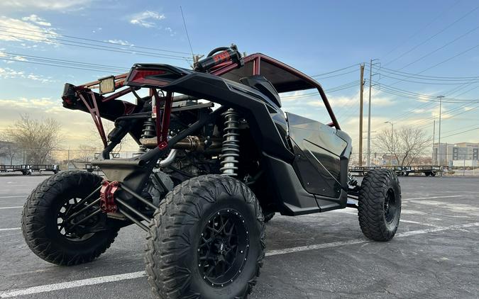 2018 Can-Am MAVERICK X3 XRS TURBO R