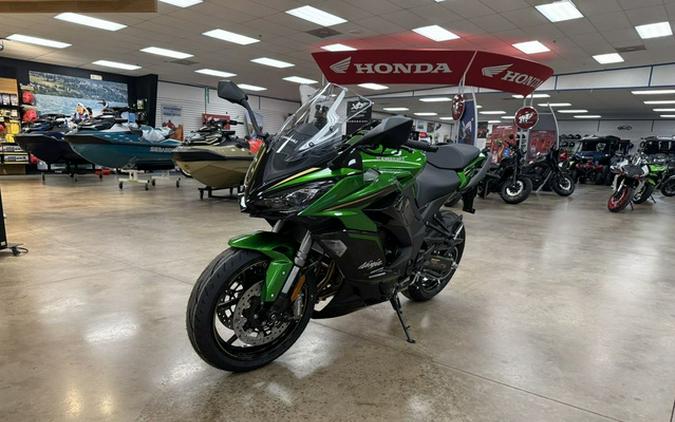 2025 Kawasaki Ninja 1100SX SE ABS