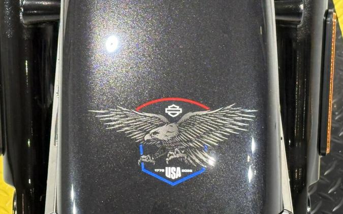 2026 Harley-Davidson® Heritage Classic Midnight Ember w/Laced Wheels