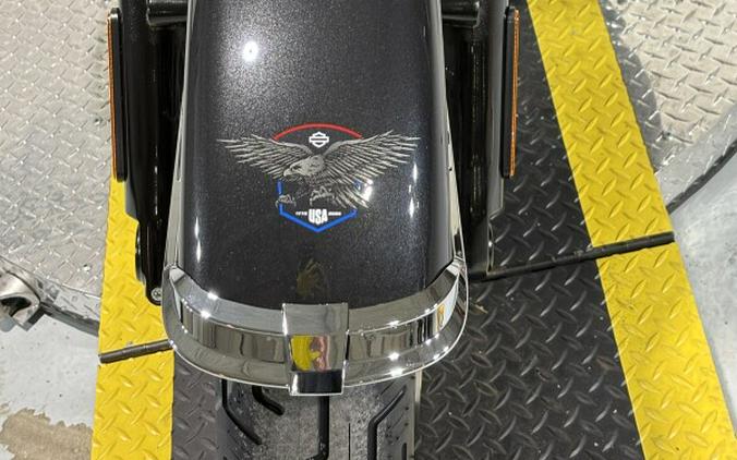 2026 Harley-Davidson® Heritage Classic Midnight Ember w/Laced Wheels