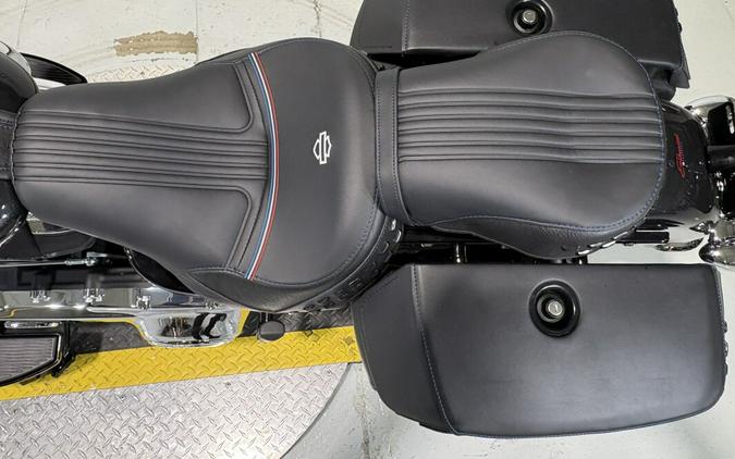 2026 Harley-Davidson® Heritage Classic Midnight Ember w/Laced Wheels