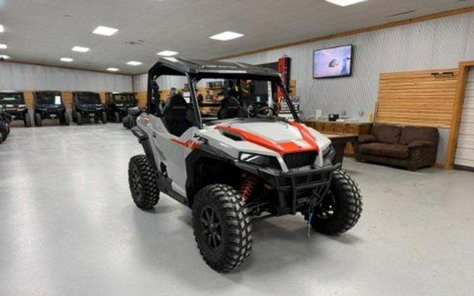 2027 Polaris General XP 1000 Sport
