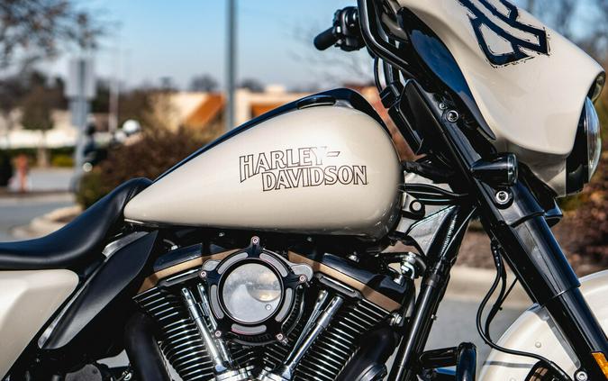 FLHXST 2023 Street Glide® ST