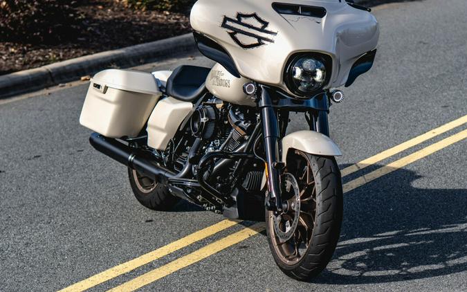 FLHXST 2023 Street Glide® ST