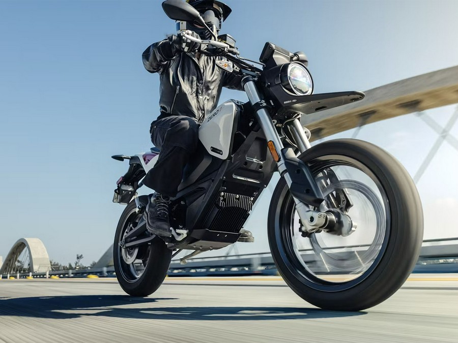 2025 Zero Motorcycles FXE