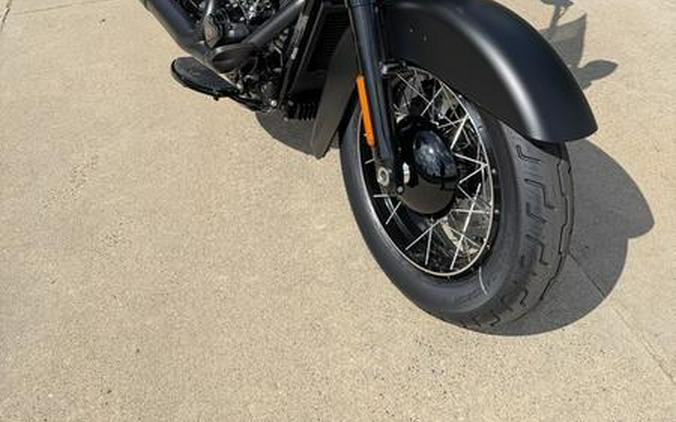 2026 Harley-Davidson® FLHD - Deadwood™