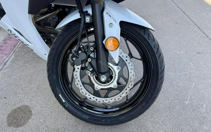 2026 Kawasaki Ninja® 300 ABS