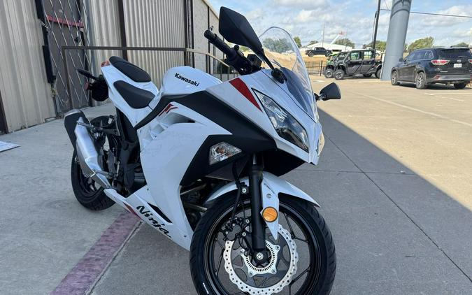 2026 Kawasaki Ninja® 300 ABS