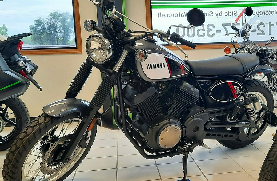 2017 Yamaha SCR950