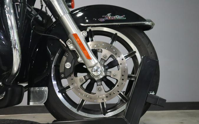 2016 Harley-Davidson Ultra Limited FLHTK