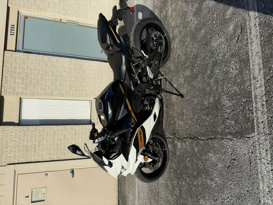 2026 Kawasaki Ninja® ZX™-4RR ABS