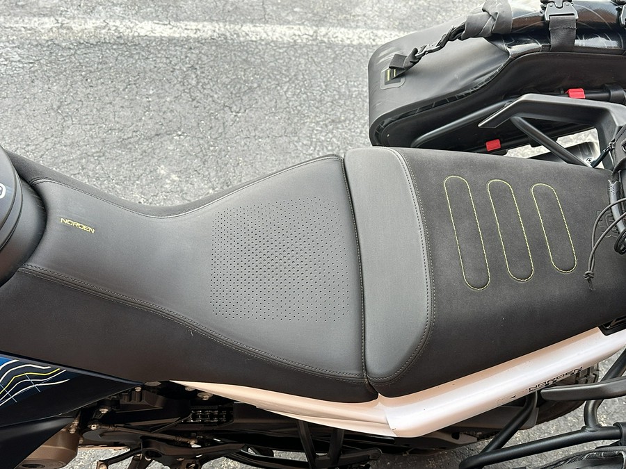 2023 Husqvarna Norden 901 Expedition