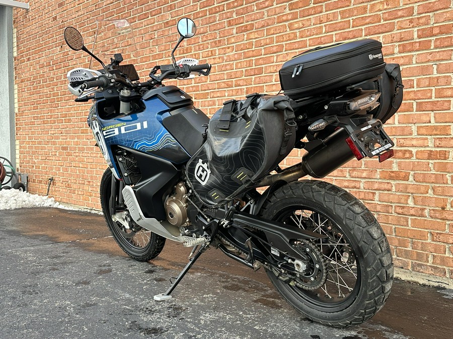 2023 Husqvarna Norden 901 Expedition
