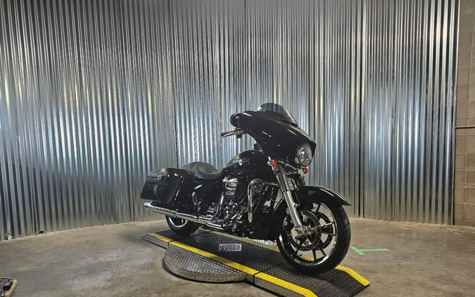 2023 Harley-Davidson Street Glide