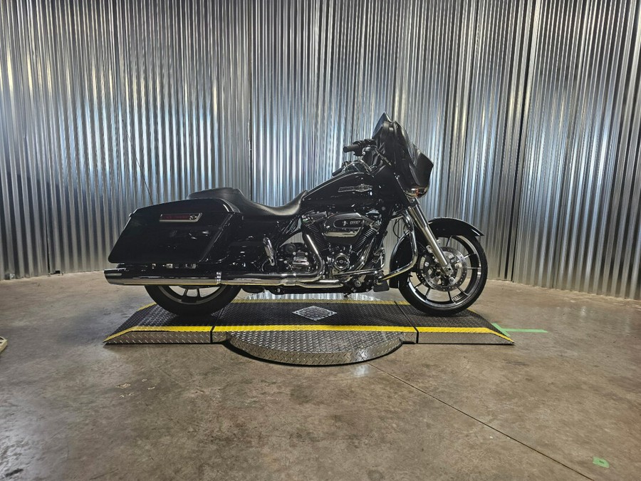 2023 Harley-Davidson Street Glide