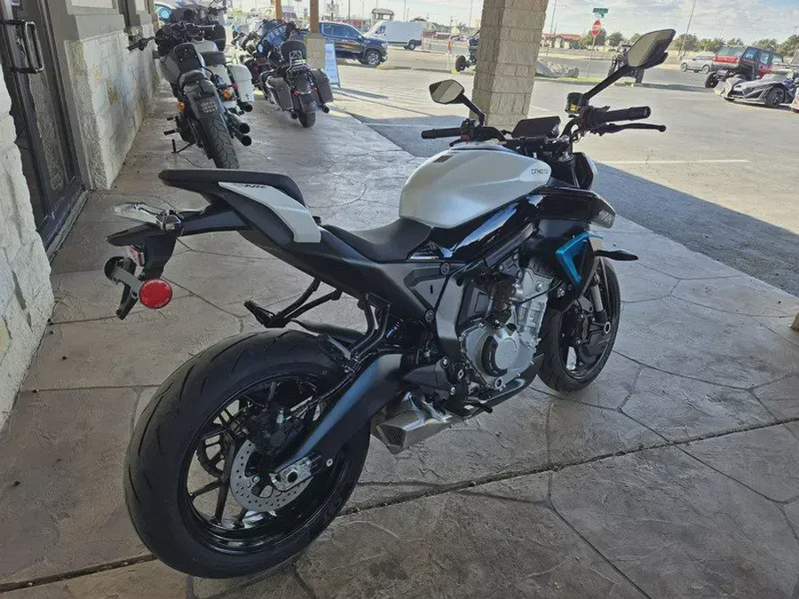 2026 CFMOTO 675NK