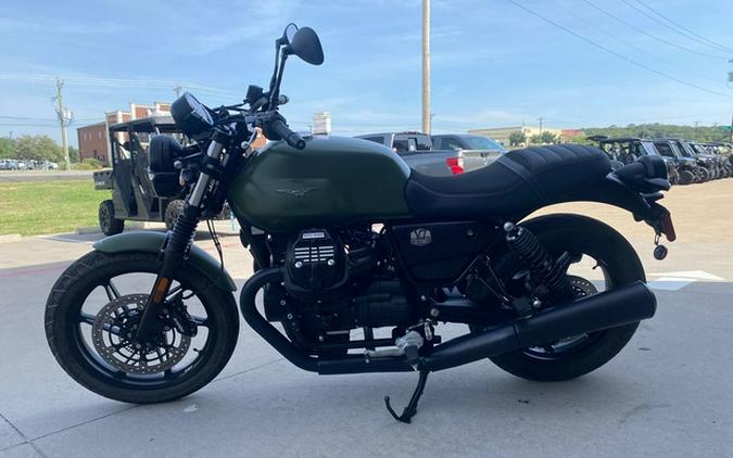 2024 Moto Guzzi V7 Stone