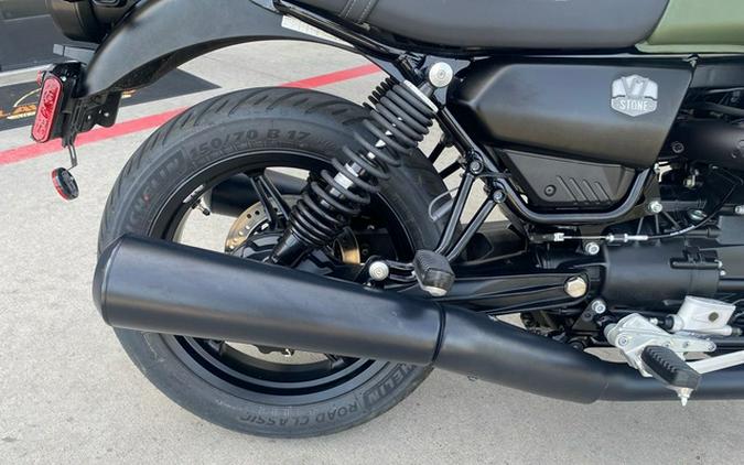 2024 Moto Guzzi V7 Stone