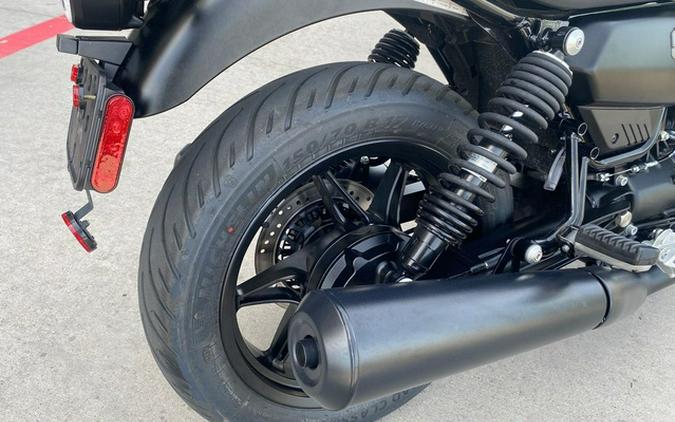2024 Moto Guzzi V7 Stone