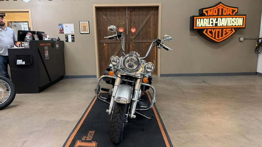 2017 Harley-Davidson Road King® Base