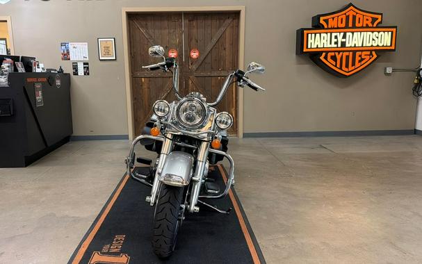 2017 Harley-Davidson Road King® Base