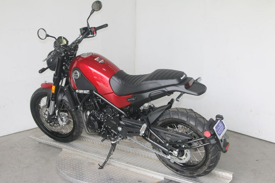 2022 Benelli Leoncino