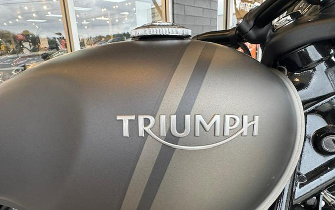 2022 Triumph Bonneville Bobber Base