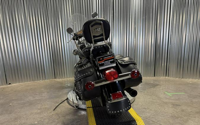 2001 Harley-Davidson Heritage Softail Classic BLACK