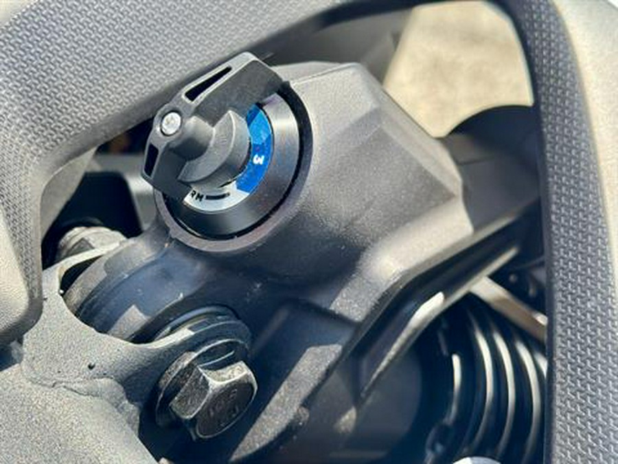 2024 Can-Am Maverick R